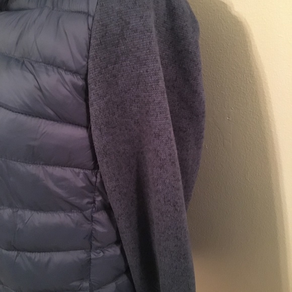 Old Navy Active Dark Green Puffer Jacket, Size Small EUC - Picture 3 of 5